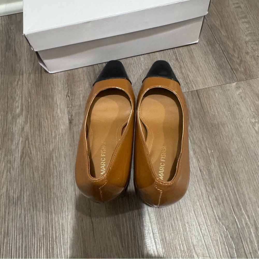 Marc Fisher Kapila Toe Cap Brown Black Patent Leather Block Pump Heels - Picture 4 of 11